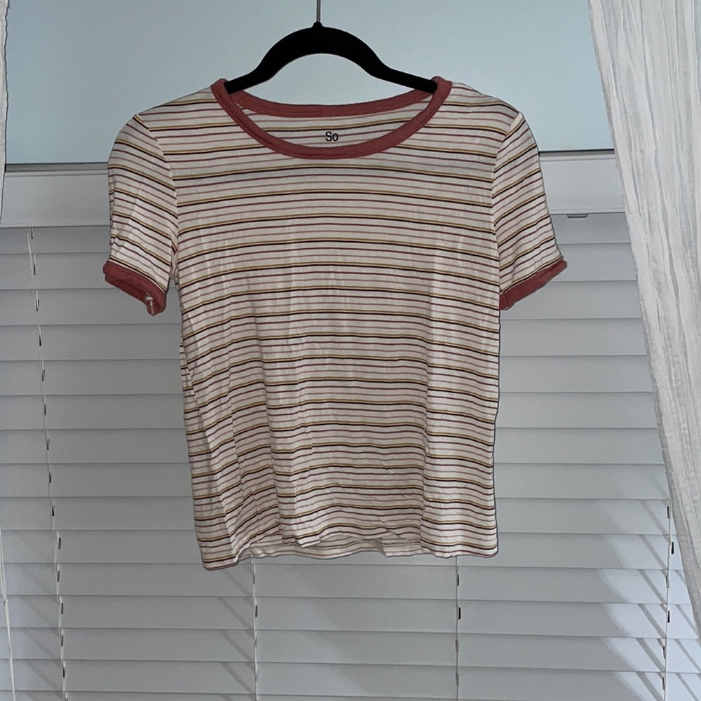 So shirt, size S.